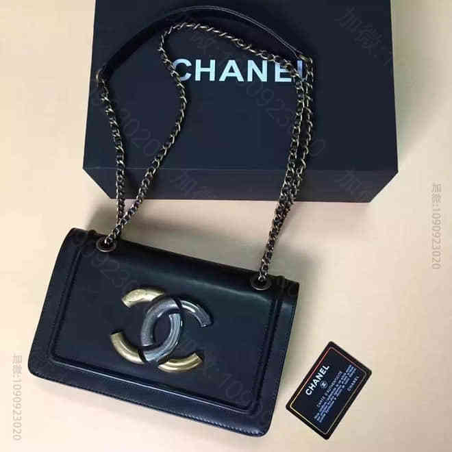 CHANEL最新款羊皮出货 独家现货首发 最新颖独特五金搭配 独家对版