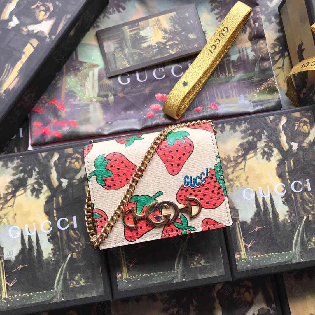 Gucci古驰 草莓印花Zumi系列卡包 570660 08PAX 9036