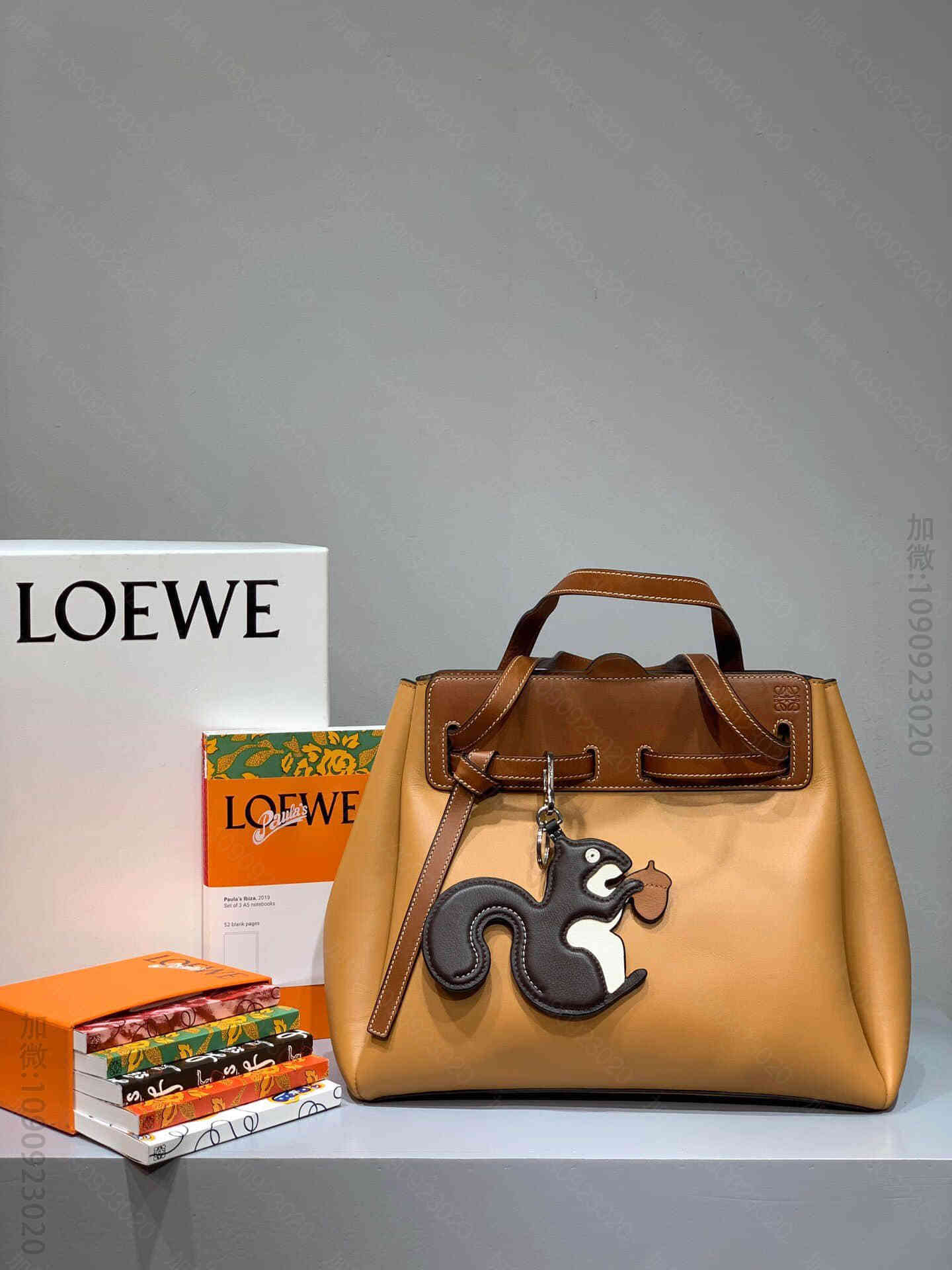 Loewe/罗意威 2023新款 Lazo Shopper 手提包