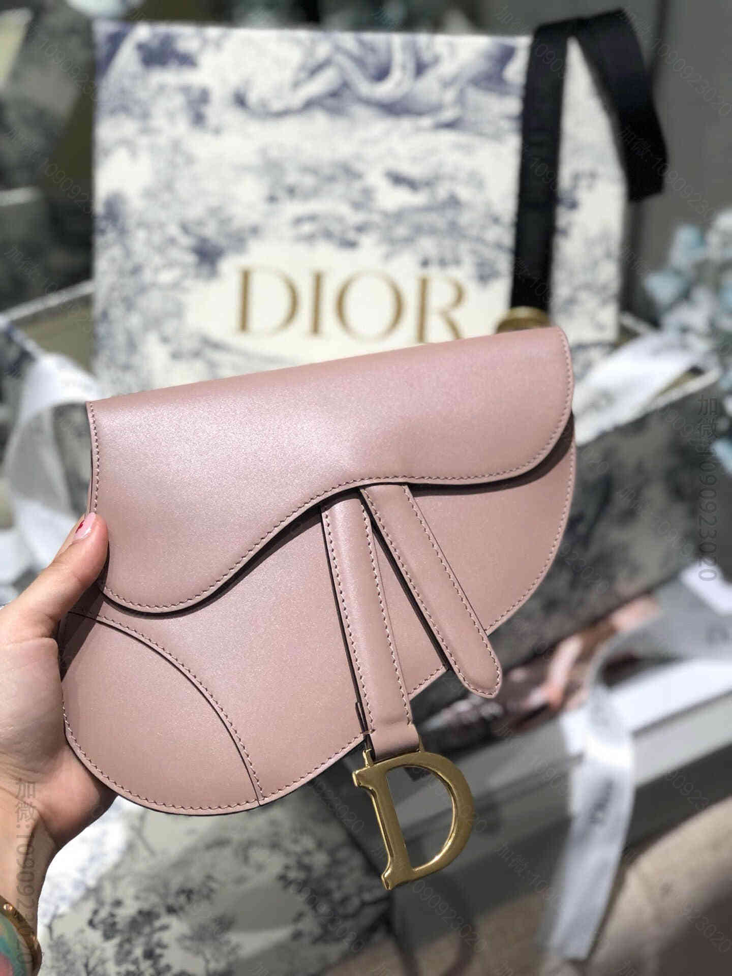 Dior/迪奥 saddle系列平纹马鞍腰包 豆沙粉