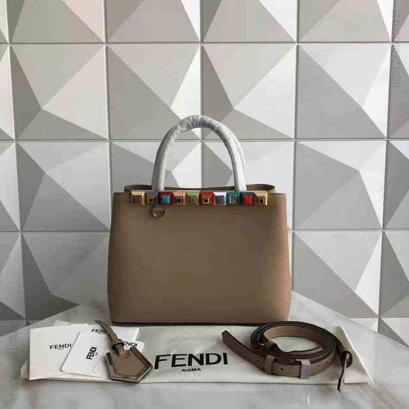 2017最新走秀款 芬迪FENDI 253 彩虹铆钉小牛皮手提包
