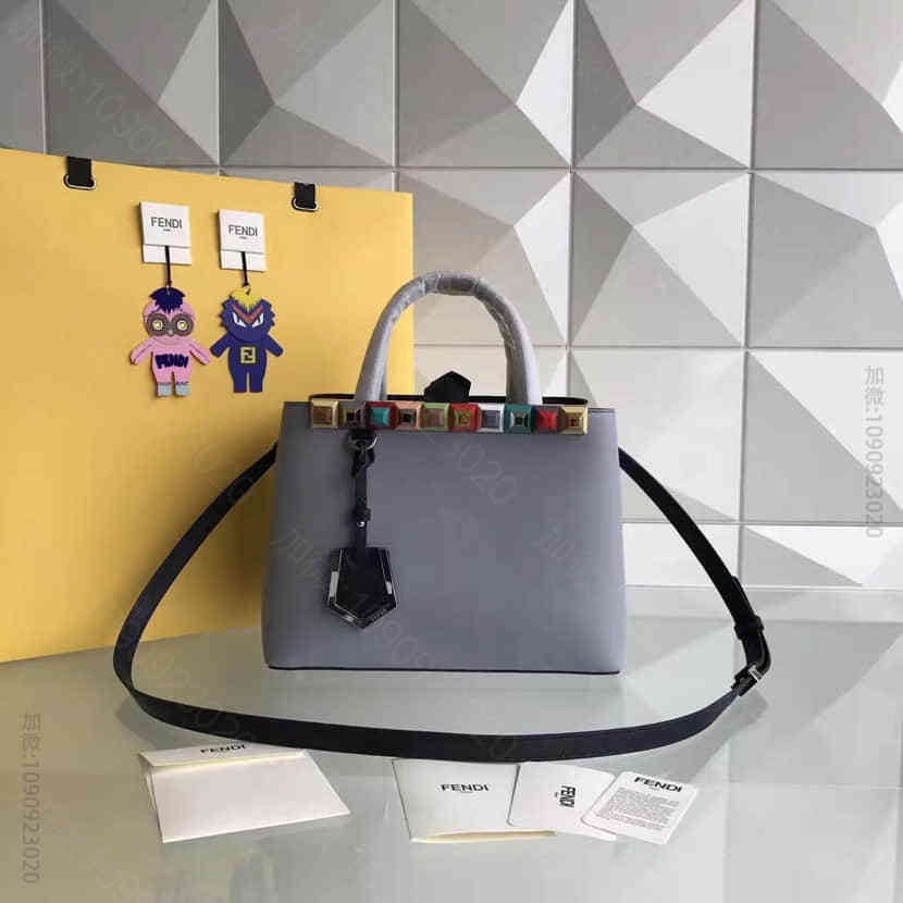 2017最新明星同款 芬迪FENDI 253 彩虹铆钉小牛皮单肩手提包