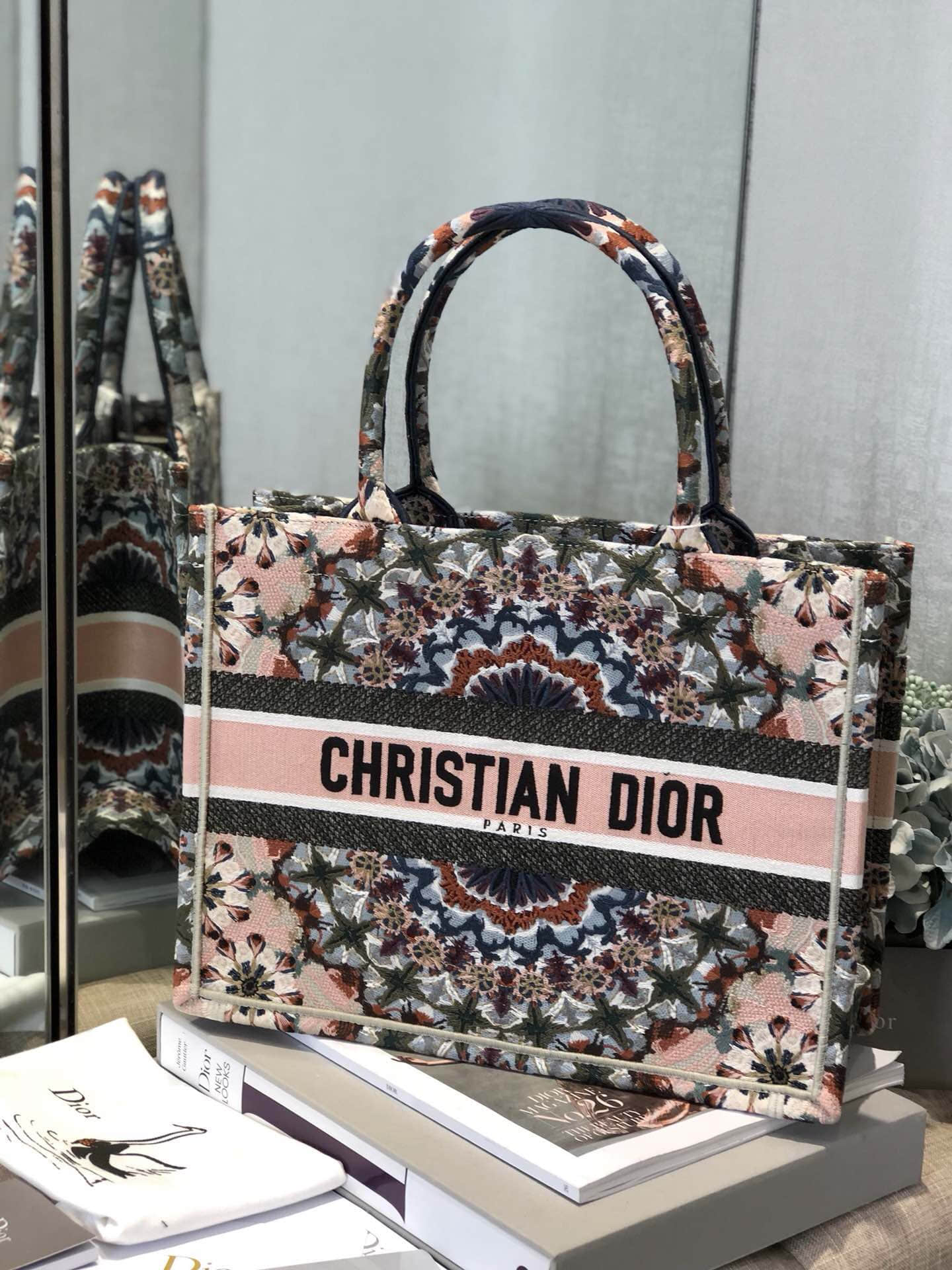 Dior/迪奥 Book Tote系列#万花筒 购物袋 36CM