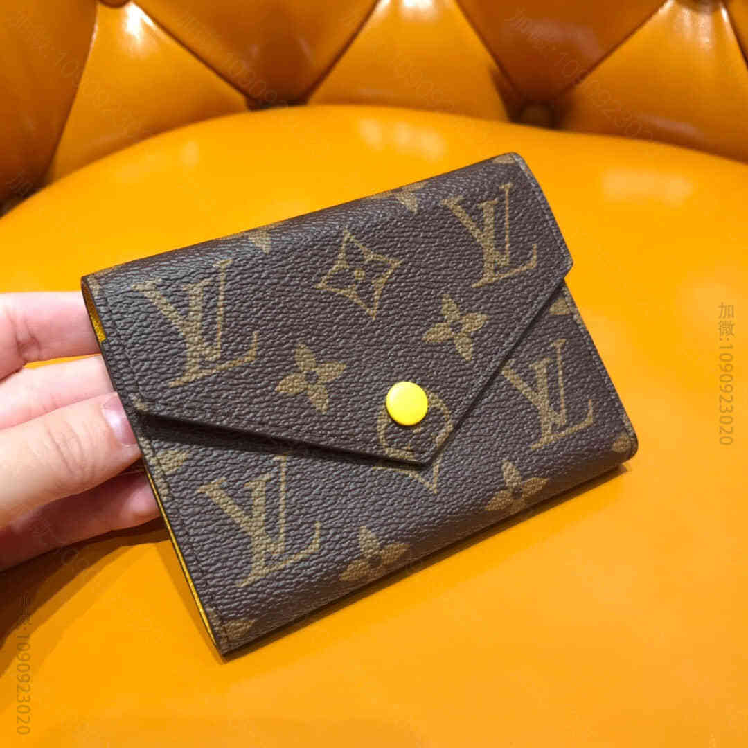 LV 芒果黄三折短款VICTORINE豆豆钱夹 M41938