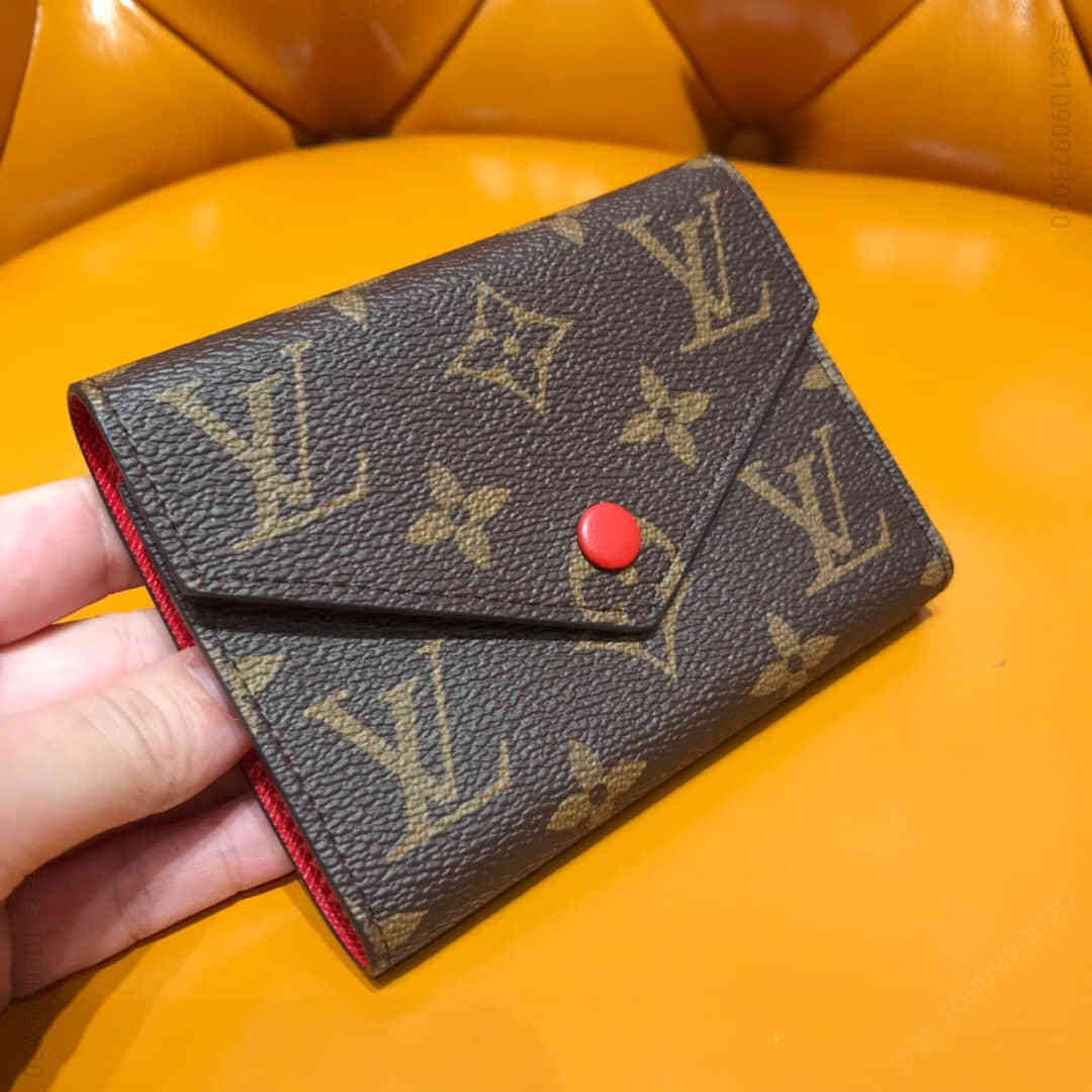 LV 大红三折短款VICTORINE豆豆钱夹 M41938