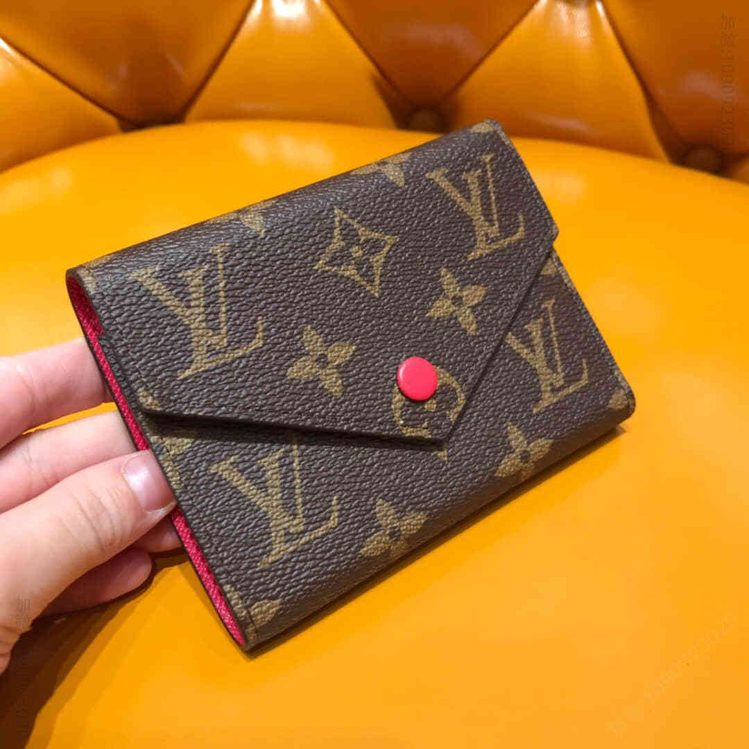 LV 玫红三折短款VICTORINE豆豆钱夹 M41938