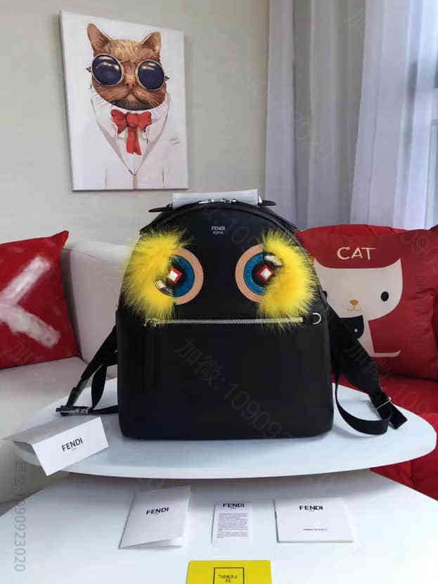 Fendi芬迪BACKPACK毛毛眼睛背包8068