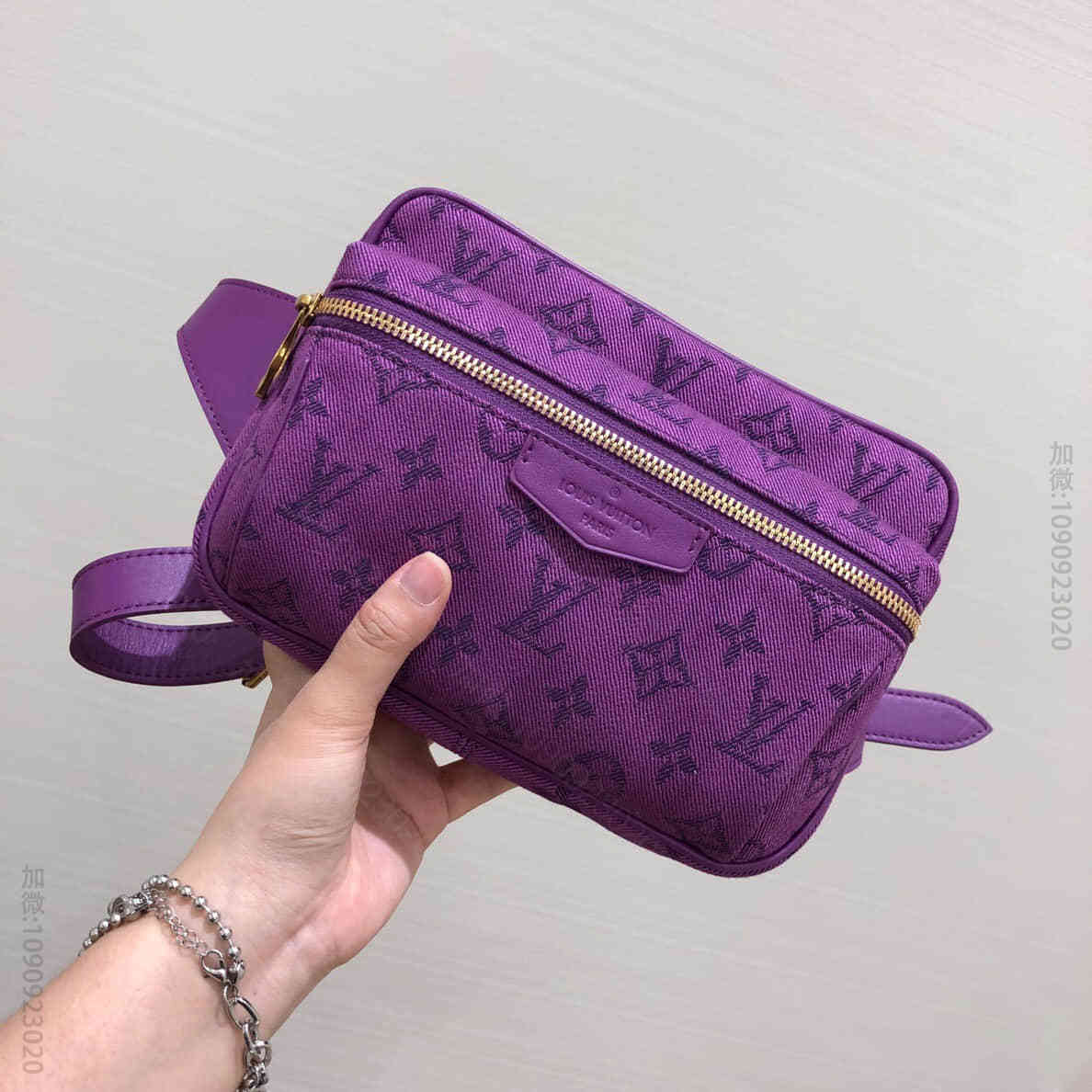 LV 2023新款紫色牛仔布Outdoor腰包胸包 M44624