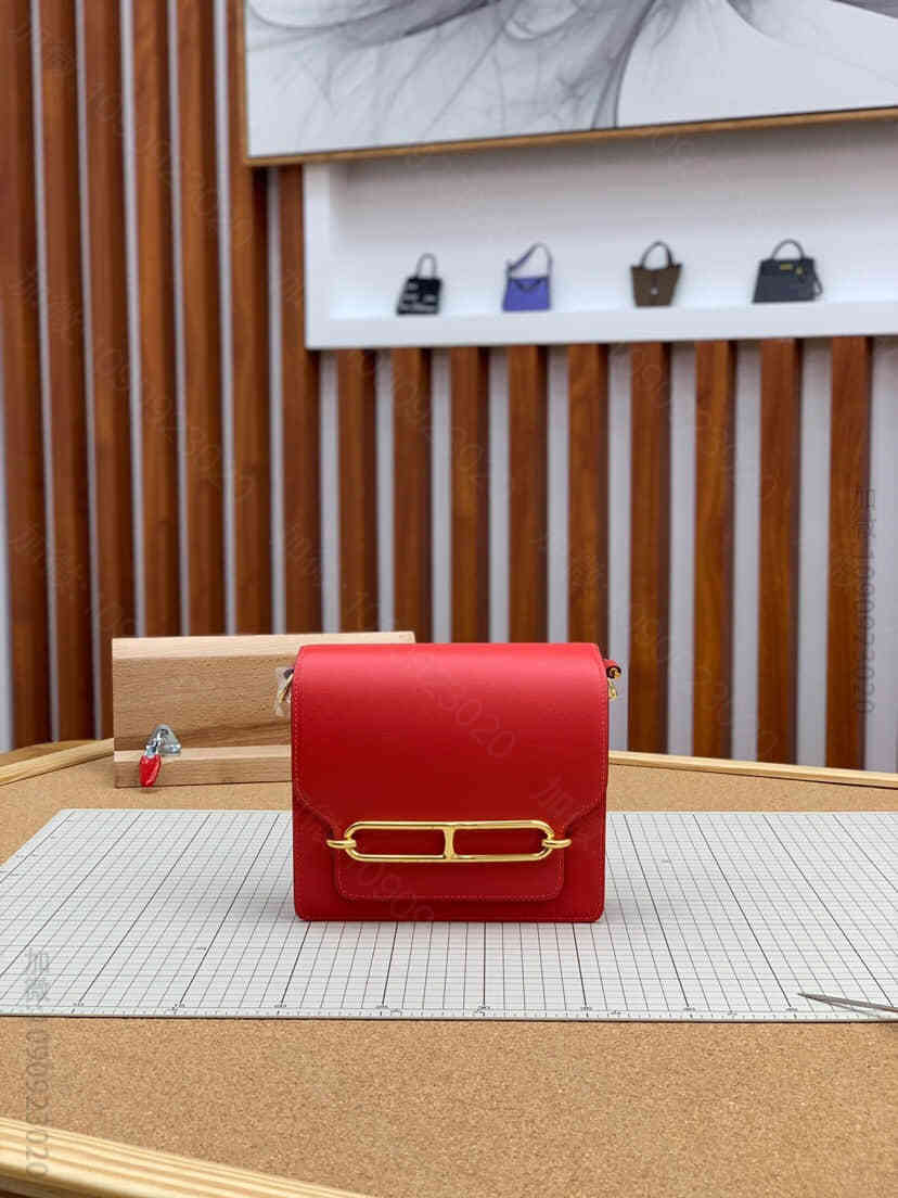 Hermes/爱马仕 Roulis 明星同款猪鼻子包 蕃茄红