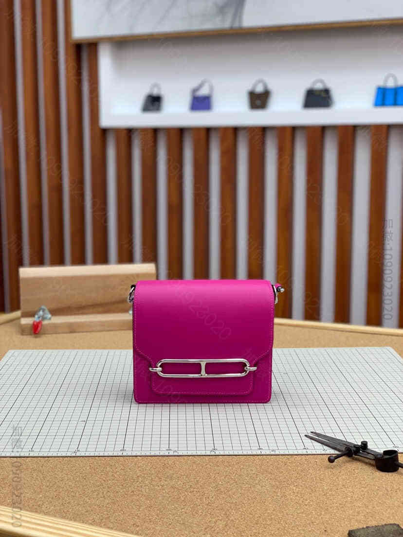 Hermes/爱马仕 Roulis 明星同款猪鼻子包 玉兰粉