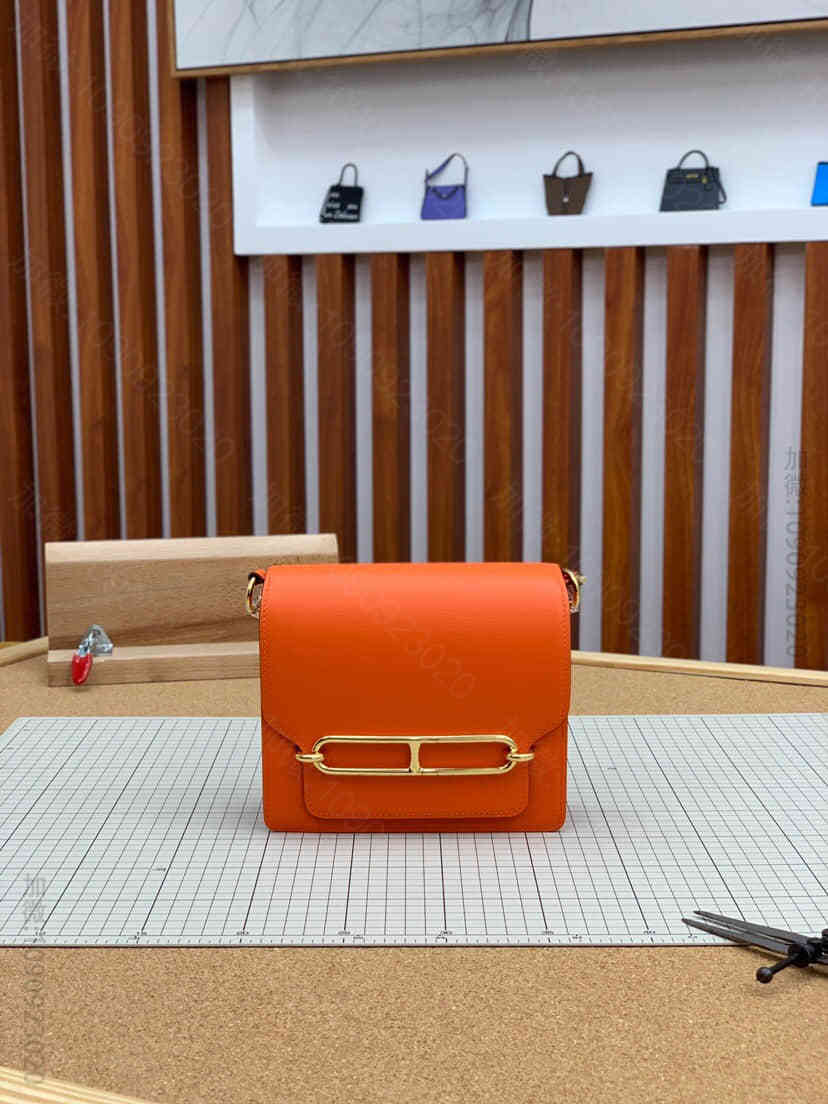 Hermes/爱马仕 Roulis 明星同款猪鼻子包 橙色