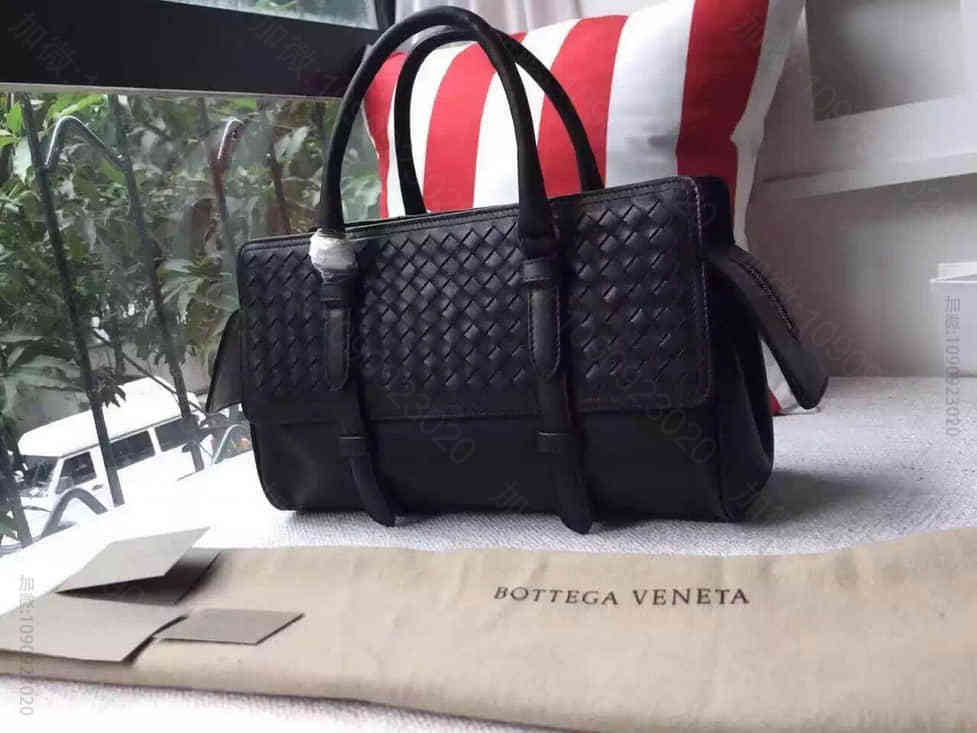 【原单】Bottega Veneta黑色编织小羊皮中号MONACO手袋/女式...