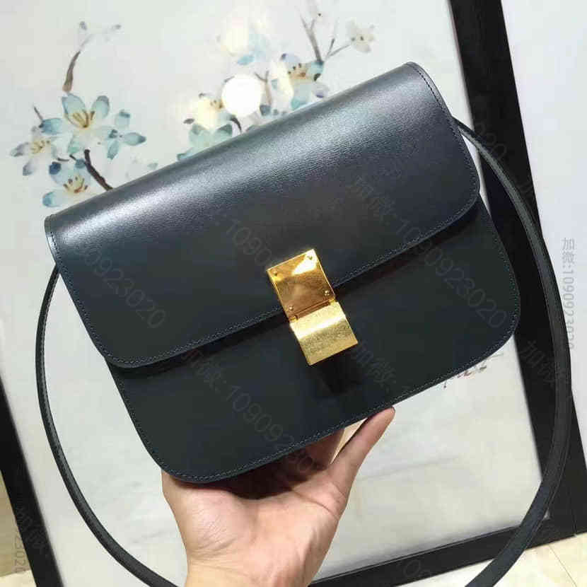 C29337_赛琳斜跨女包 官网赛琳celine box中号代购 秋冬款胎牛皮CLASSIC BOX中号印花手袋 斜挎包
