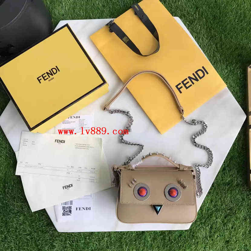 法国正品代购 芬迪FENDI 8786 DOUBLE MICRO BAGUETTE小鸡铆钉斜挎包