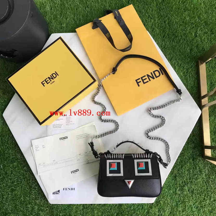 正品代购 芬迪FENDI 8786 DOUBLE MICRO BAGUETTE小鸡铆钉单肩斜挎包