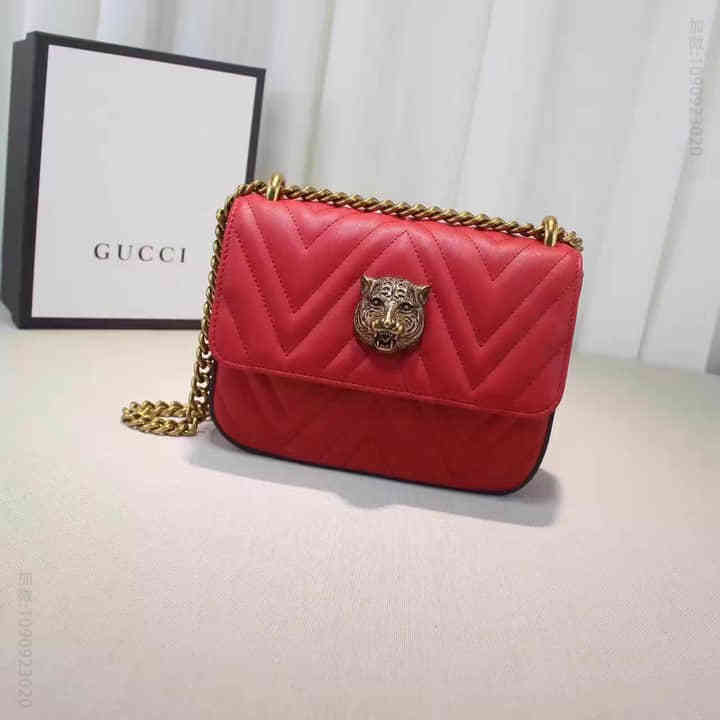 古驰肩背包 Gucci古驰奢侈品牌 官网/ 金属色猫头链条包女单肩包 432581红 g 古驰肩背包 