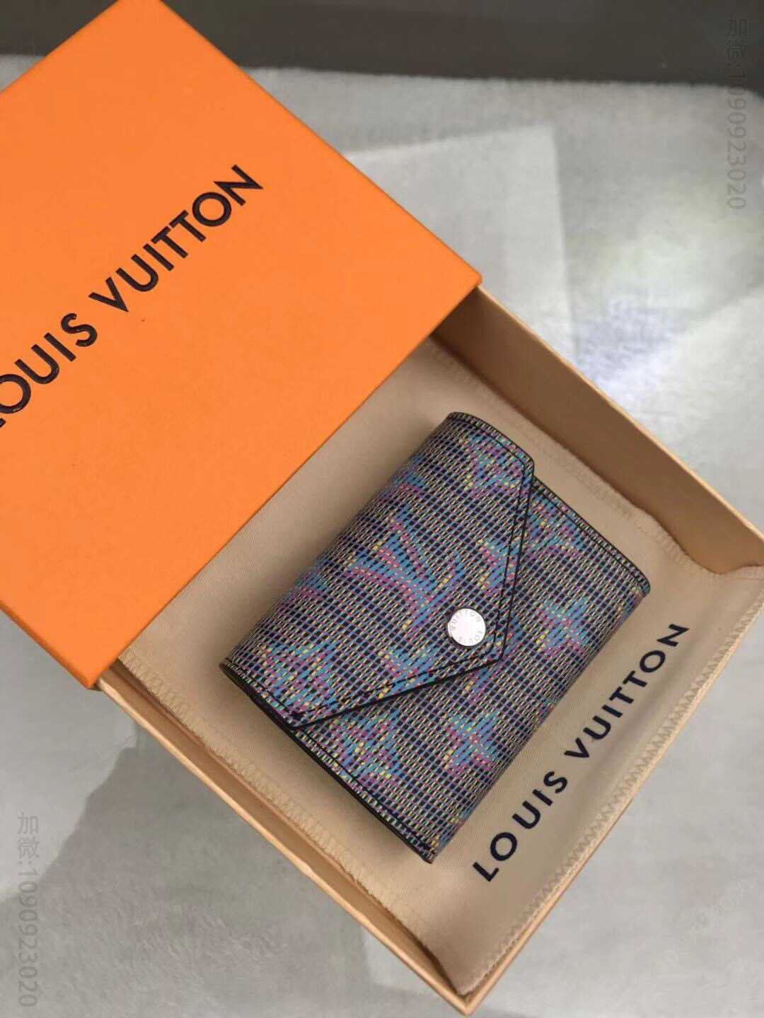 LV M60282兰花