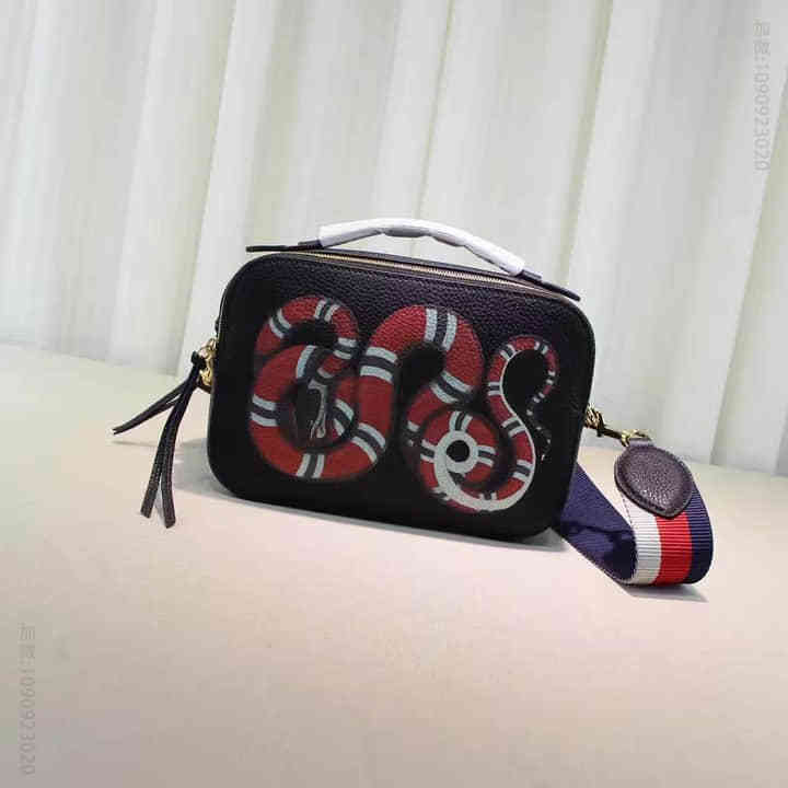 Gucci古驰 顶级 453565克色蛇纹 17春季新款女士蛇形印花真皮手提包