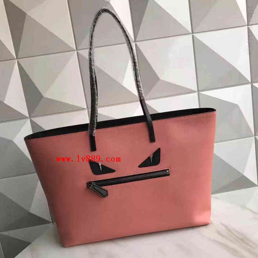 日本渠道代购 芬迪FENDI 0059A BAG BUGS风格图案 精美小牛皮购物托特包