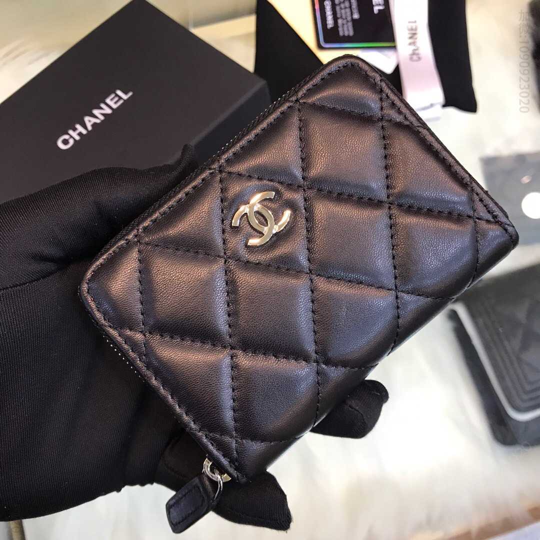 Chanel/香奈儿 经典cf拉链卡包 A69271