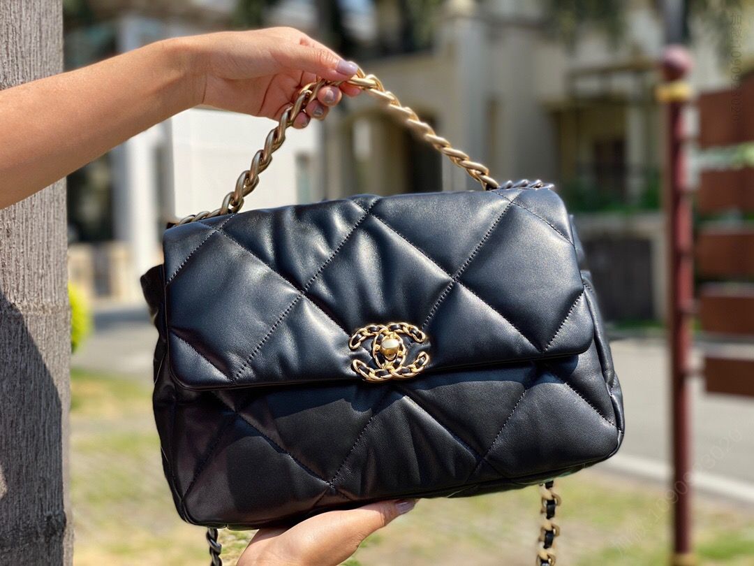 Chanel/香奈儿 专柜最新款19大号口盖包30CM AS1161 B01564 94305