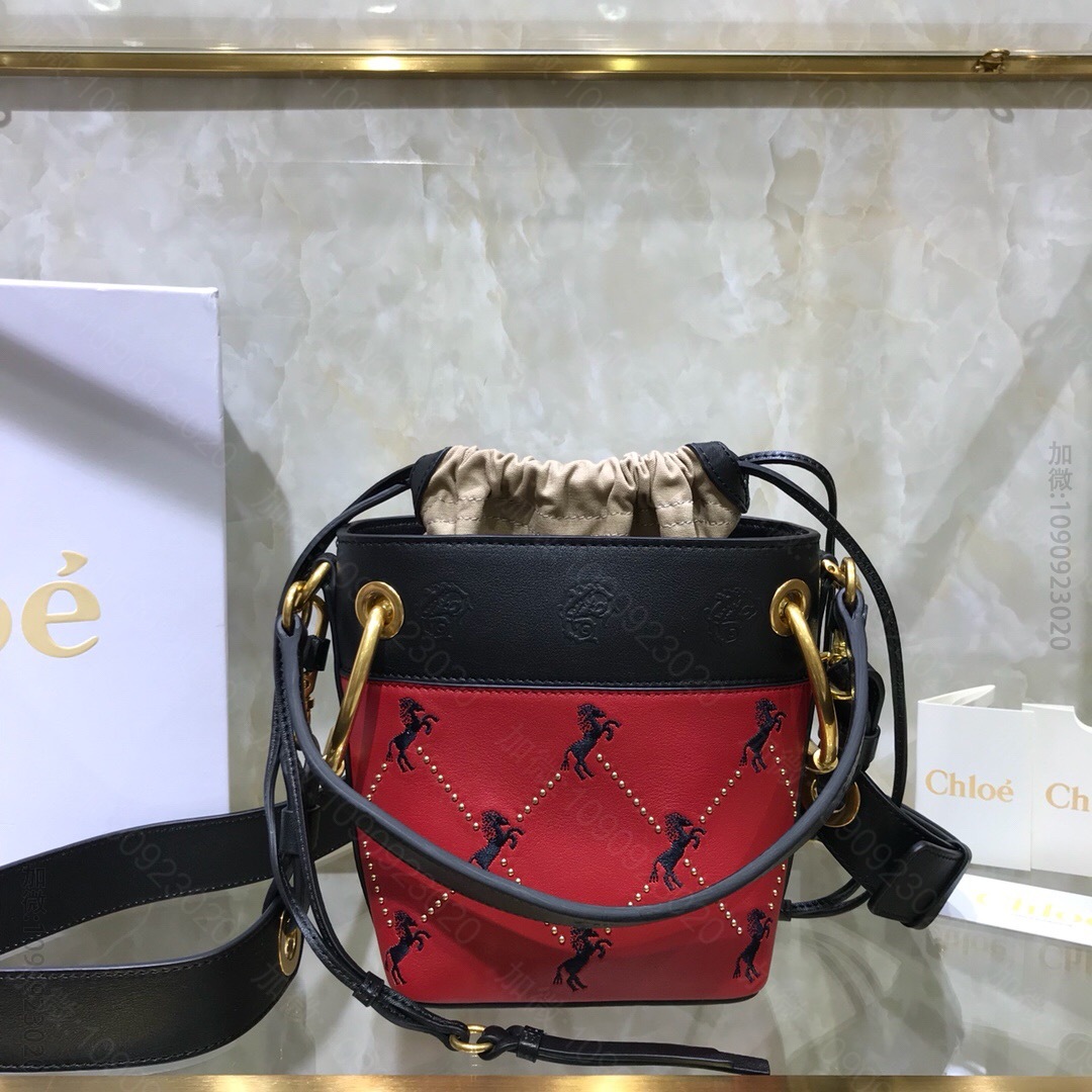 Chloe/克洛伊 迷你Roy铆钉系列水桶包 S1128