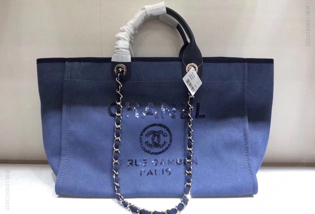 Chanel/香奈儿 最新刺绣珠片购物袋 A67001