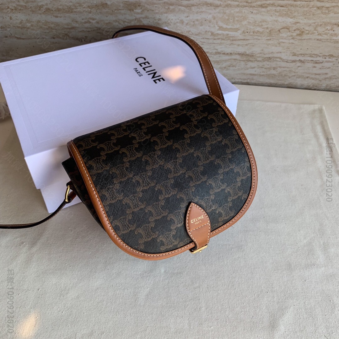 Celine/赛琳 FOLCO TRIOMPHE帆布马鞍包小猪包 19150...