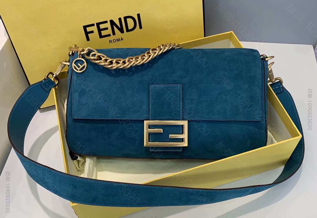 FENDI芬迪磨砂皮单肩包308L
