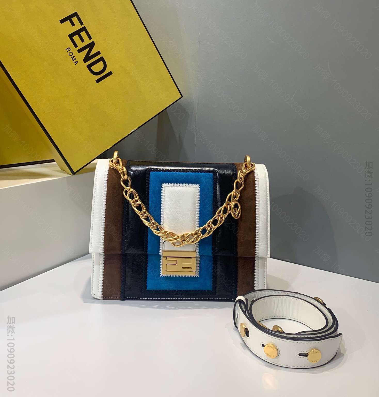 FENDI芬迪链条款翻盖包0513
