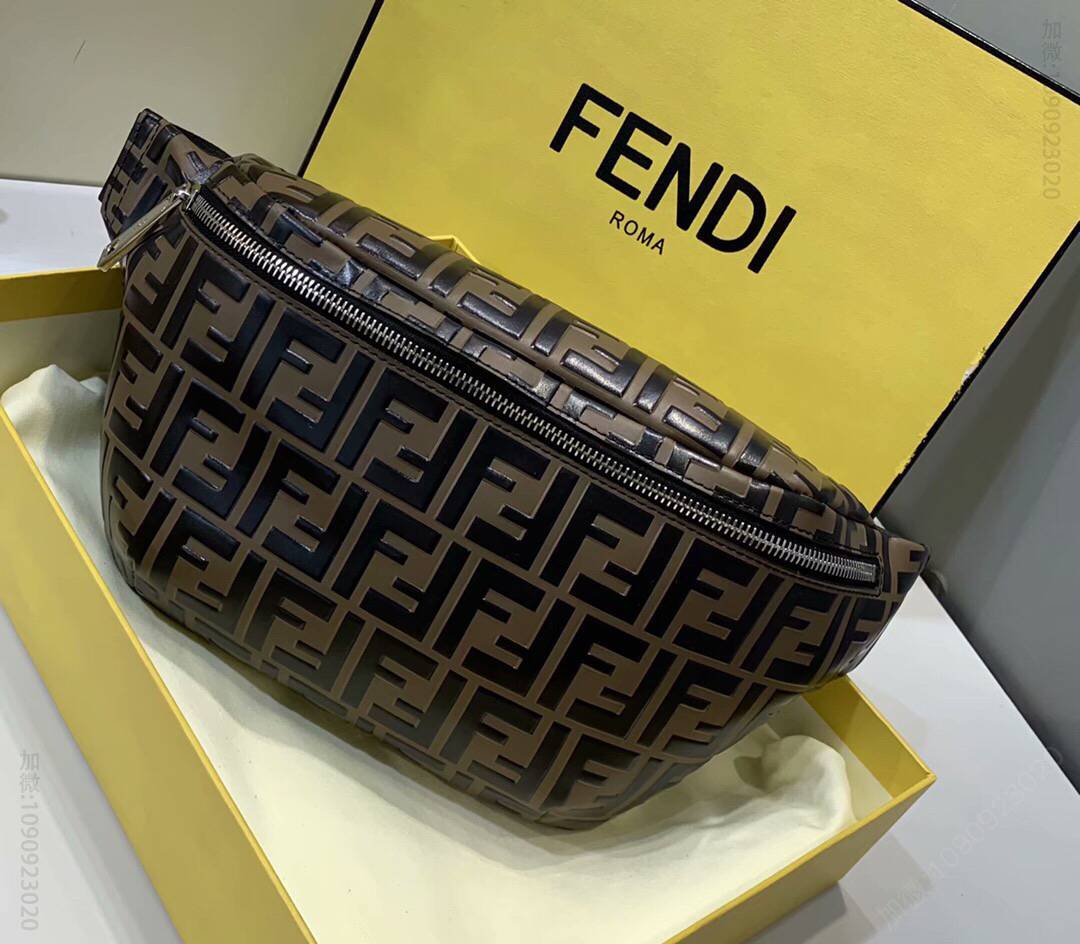 FENDI芬迪牛皮压印黑色Ｆ图案胸包/腰包2359
