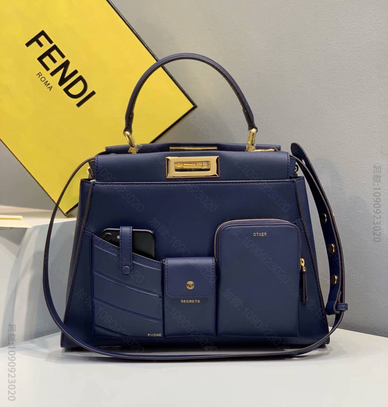 FENDI芬迪PEEKABOO牛皮手袋2113L