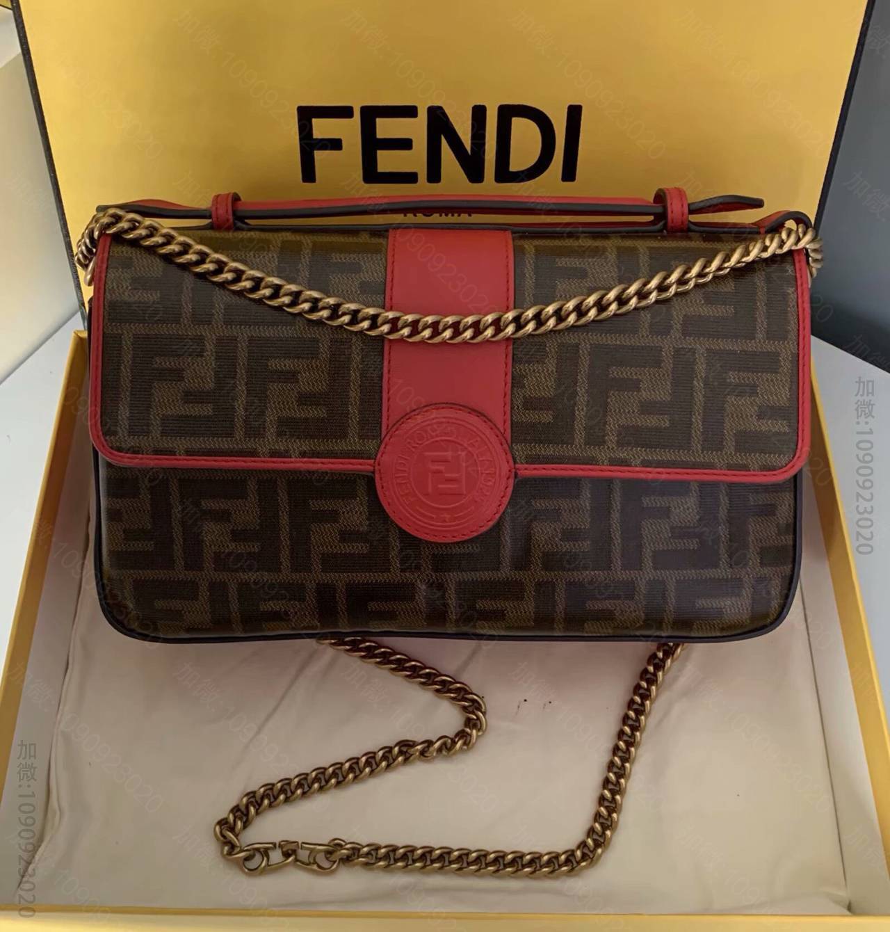 FENDI芬迪双面开口设计单肩包0181L