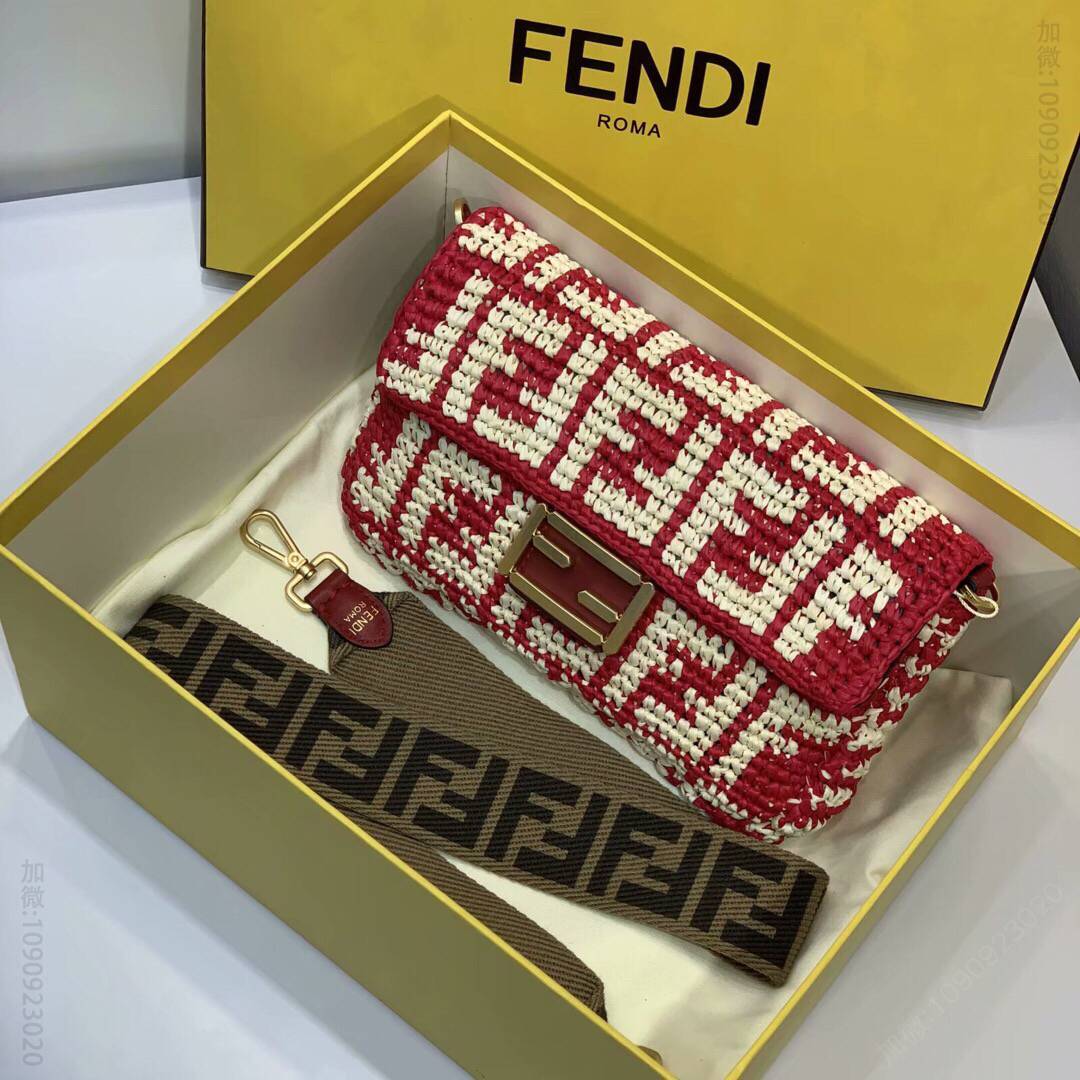 FENDI芬迪拉菲草纯手工编织BAGUETTE手袋0190