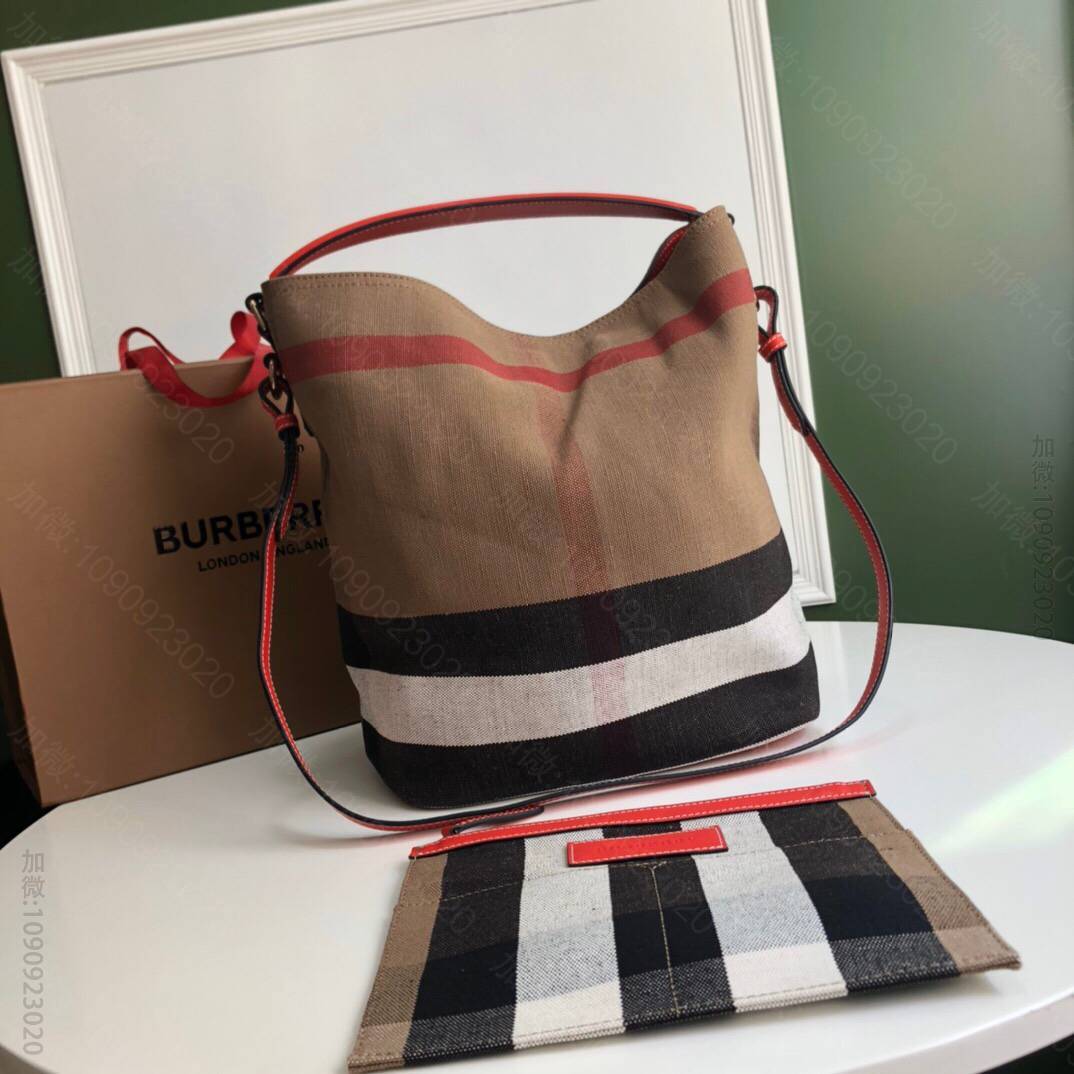 Burberry巴宝莉撞色黄麻帆布水桶包5588