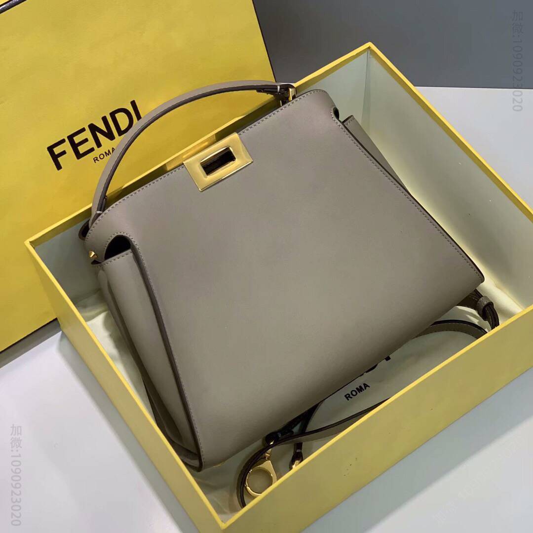 FENDI芬迪PEEKABOO意大利柔软牛皮单肩手提包302