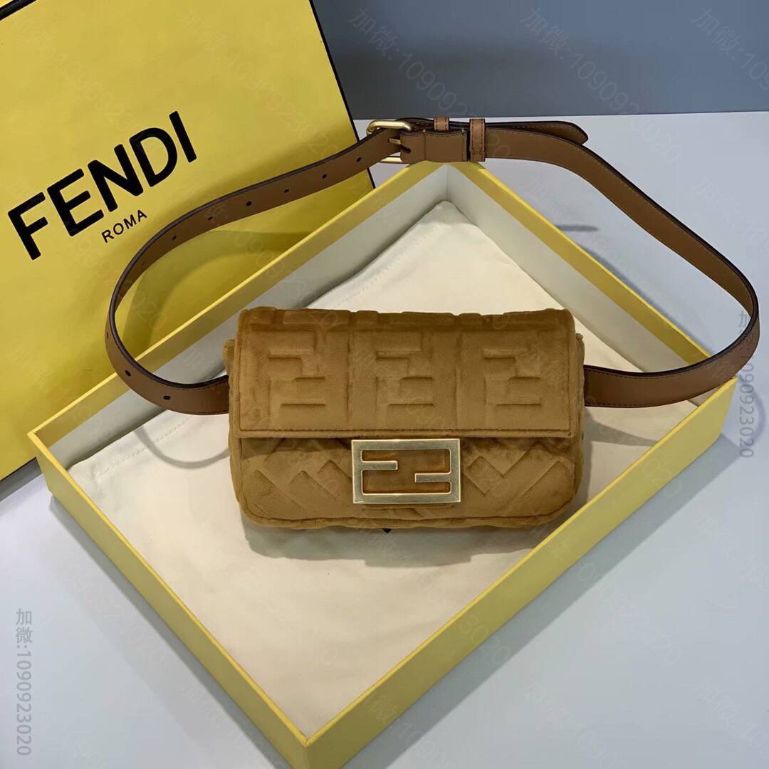 FENDI芬迪丝绒毛压印FF腰包318