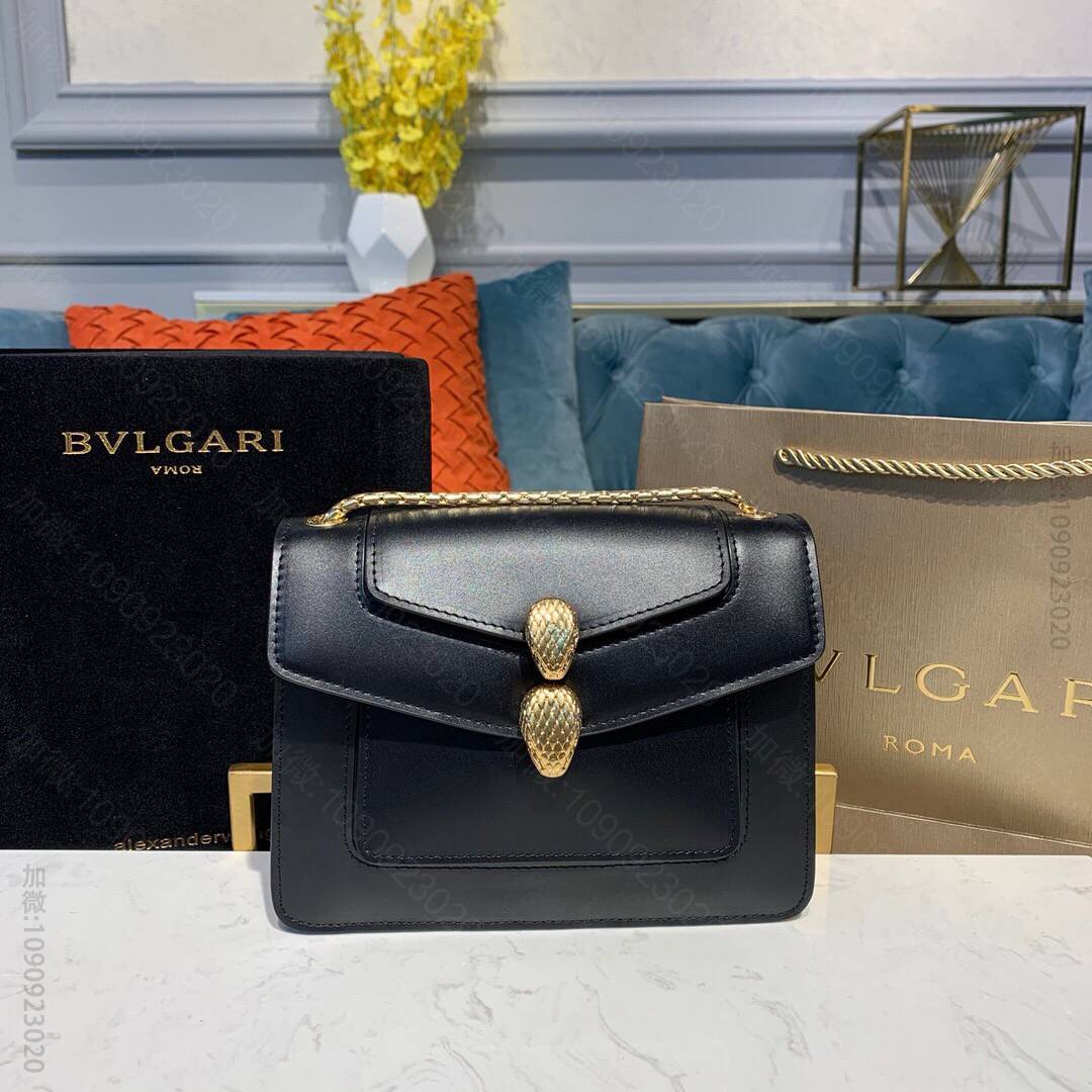 Alexander Wang X BVLGARI 合作限量款双层翻盖斜挎包2...