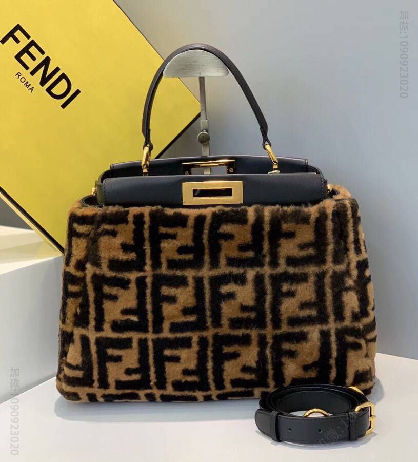 FENDI芬迪FF 主题图案黑色纳帕牛皮手袋8205M