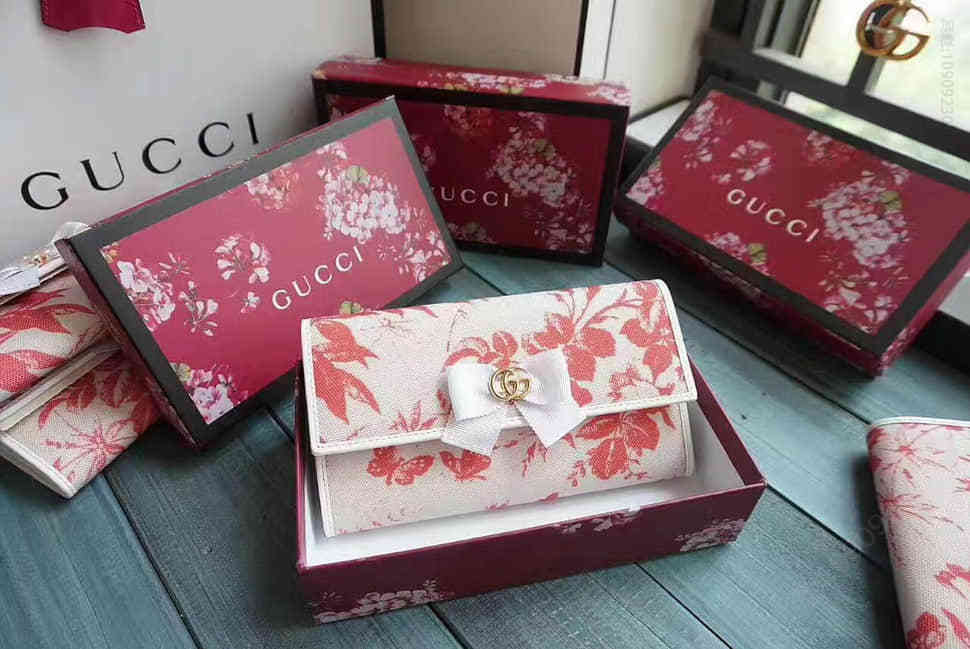 Gucci古驰 404071 帆布印花蝴蝶结 女士长款按扣钱夹