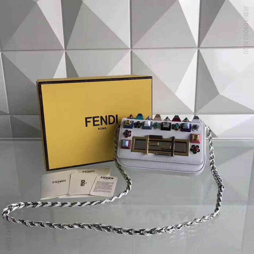 渠道 芬迪FENDI 758 马驹皮包盖 金字塔饰钉 时装小牛皮迷你手袋斜挎包