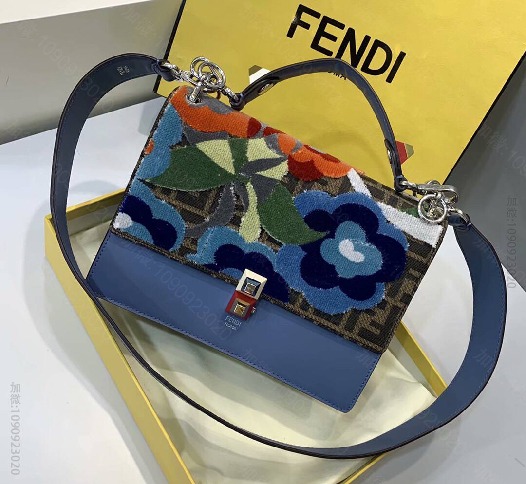 FENDI芬迪经典复古双F图案饰配丝绒花朵刺KANI手袋3388L