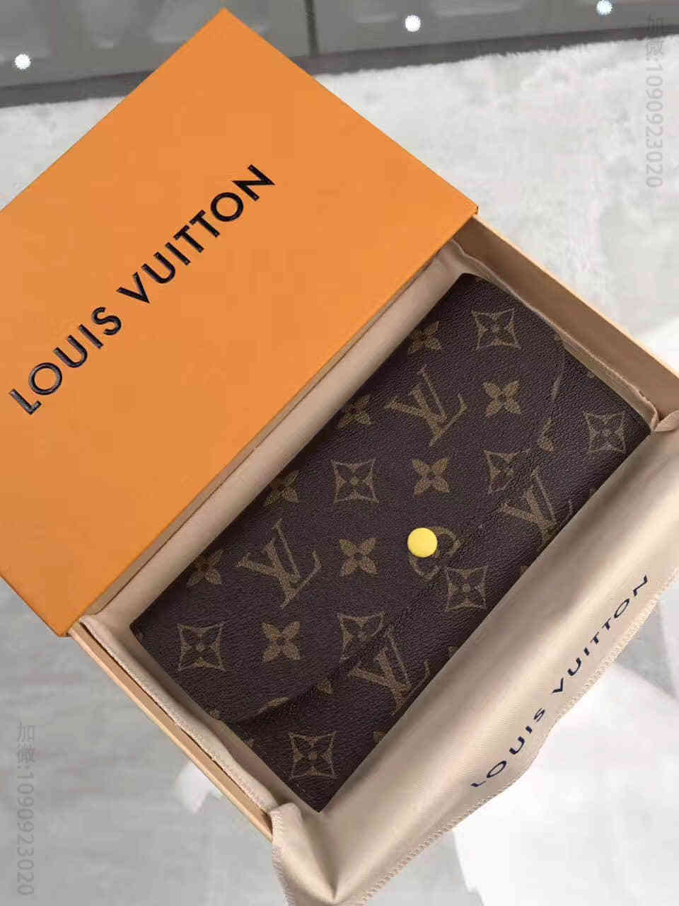 LV M61535 路易威登 Emilie钱夹 Monogram长款豆豆钱包 花蕊黄