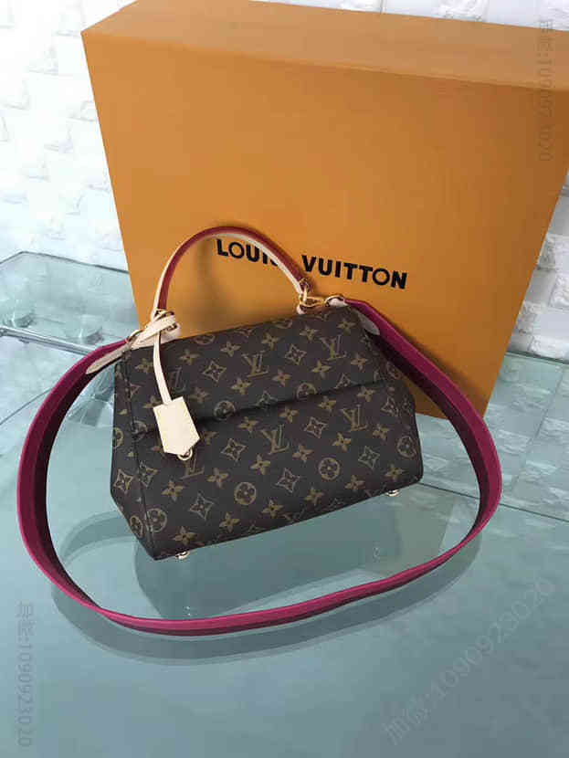 LV M42738 路易威登CLUNY BB手袋 Monogram肩带拼色斜跨包