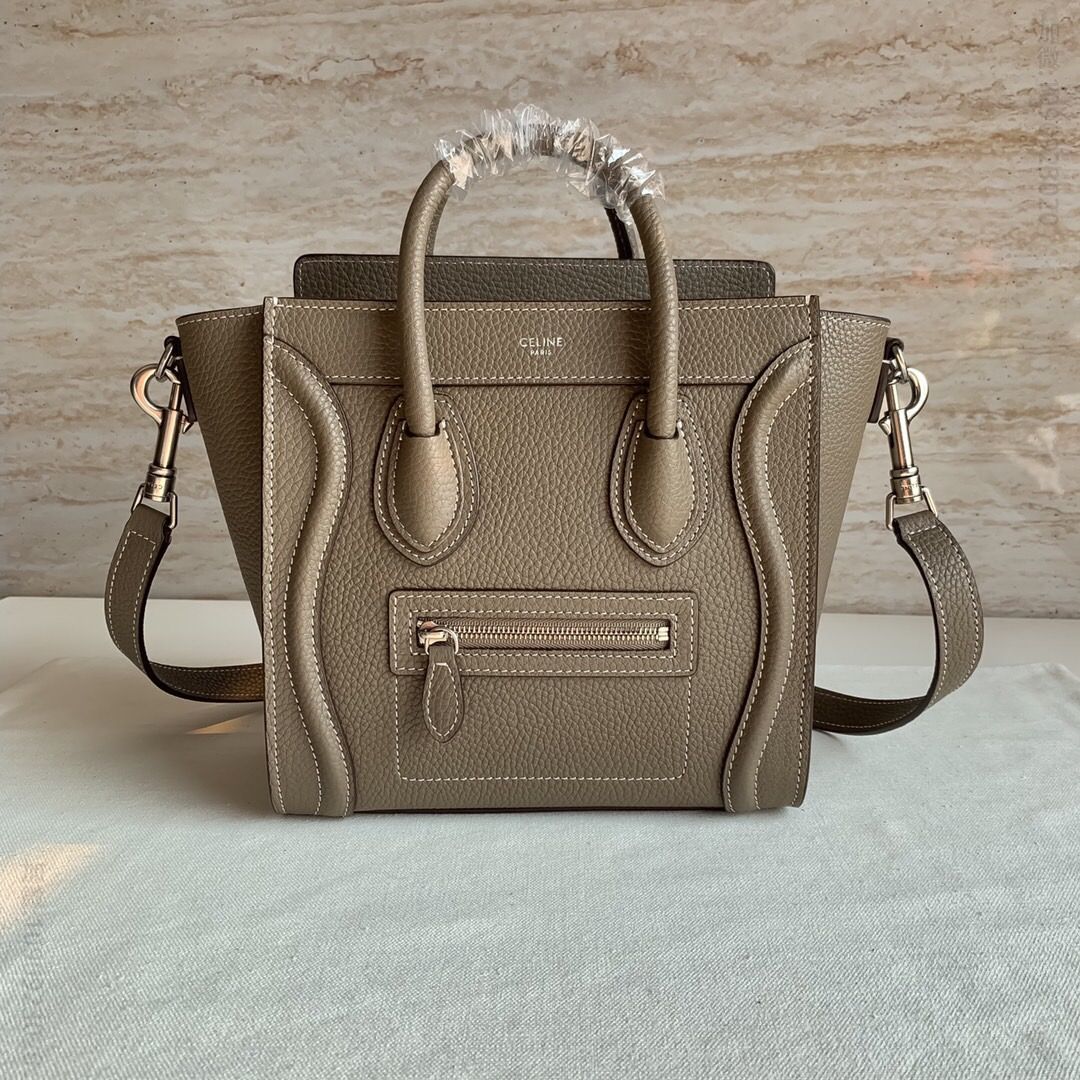 Celine/赛琳 LUGGAGE NANO转鼓小牛皮手袋 189243卡其荔枝纹