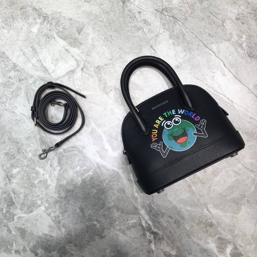 巴黎世家BalenciagaVille贝壳包087
