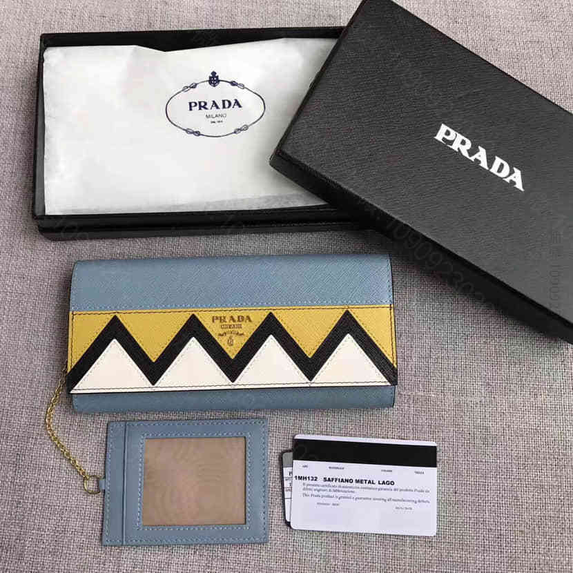 （普拉达）PRADA