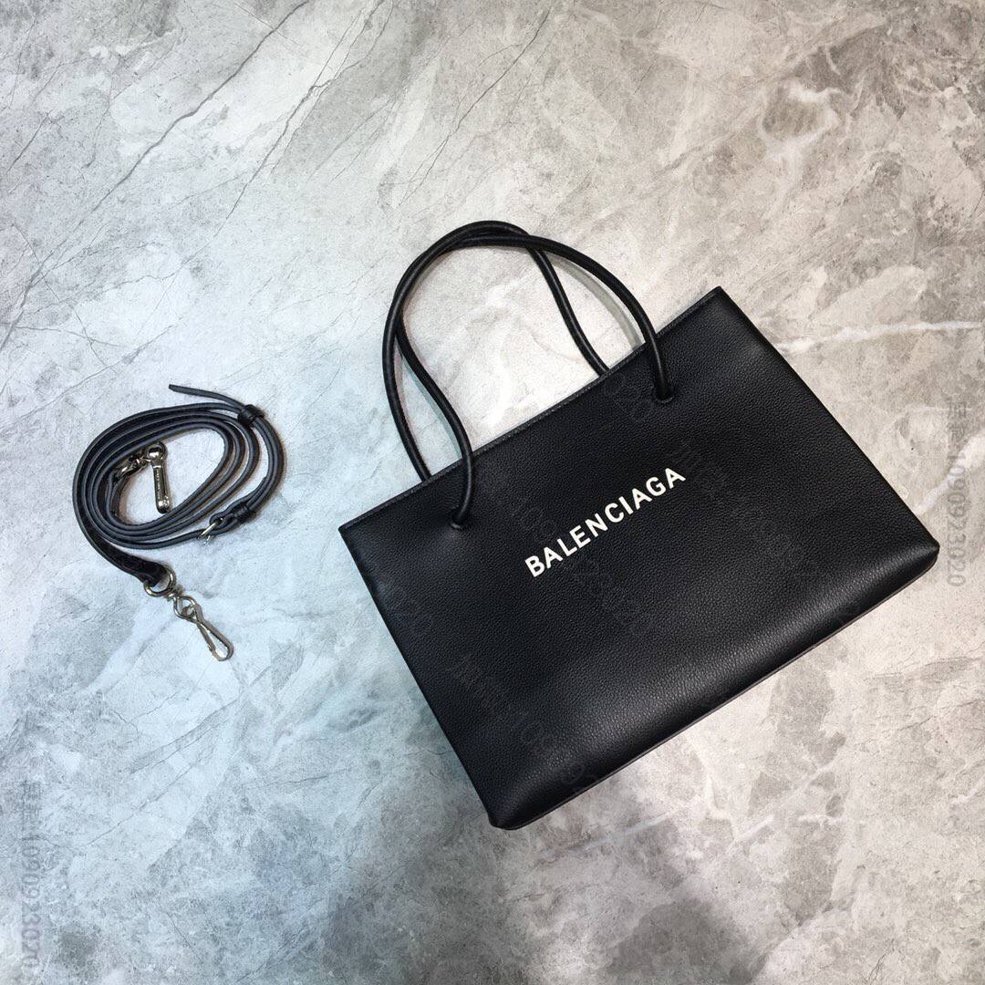 Balenciaga巴黎世家天然粒面小牛皮横款手提购物袋482548