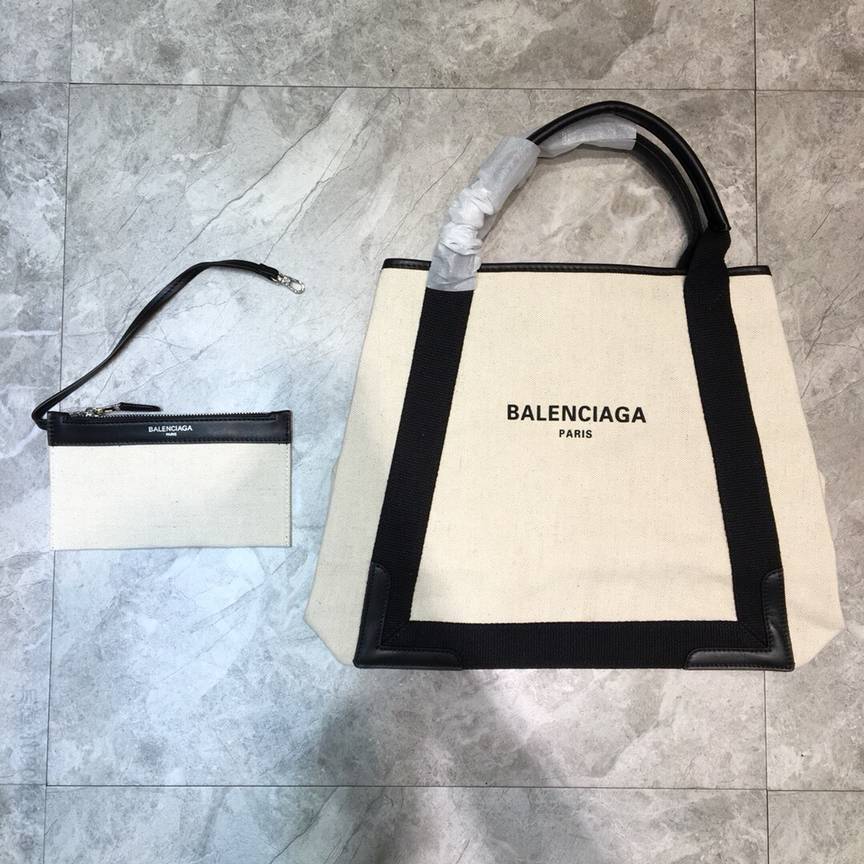Balenciaga巴黎世家大号托特帆布包524