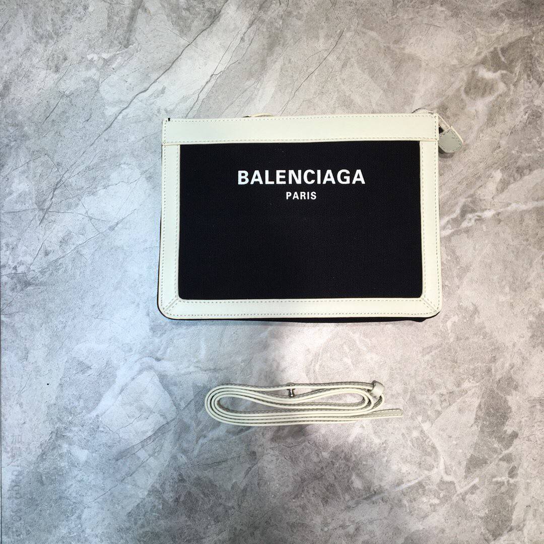 Balenciaga巴黎世家nevy box帆布拼皮信封包002